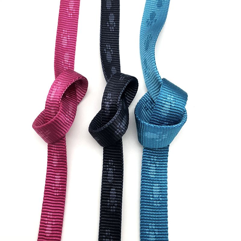 Standard ujian kepedasan warna untuk webbing