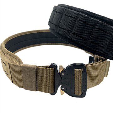 Penggunaan webbing dalam tali pinggang MOLLE